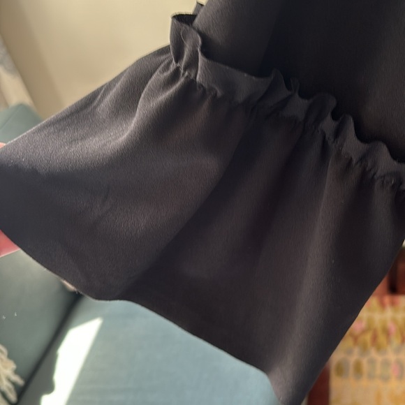 Black relaxed no collar open front blazer - Picture 3 of 7